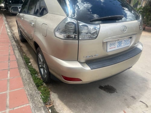 Lexus RX400h ឆ្នាំ06ប៉ុង1