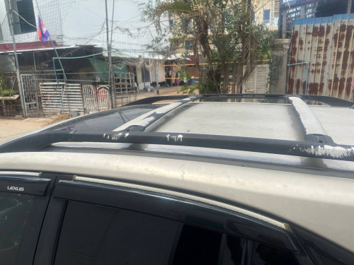 Lexus RX400h ឆ្នាំ06ប៉ុង1