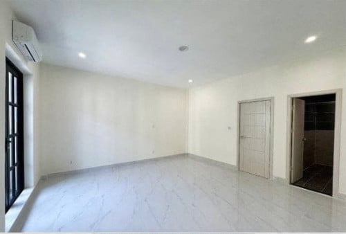 Link house for rent at Sensok