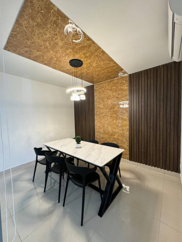 Luxury 2 Bedroom at The Peak for Rent