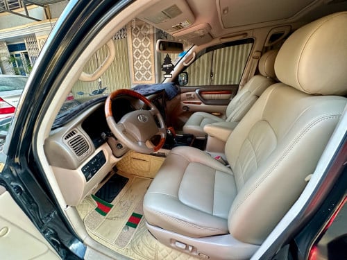 Lx 470 ឆ្នាំ02 ហ្គាសហើយ ឡានស្អាតតម្លៃ14500ចរចារបាន💰