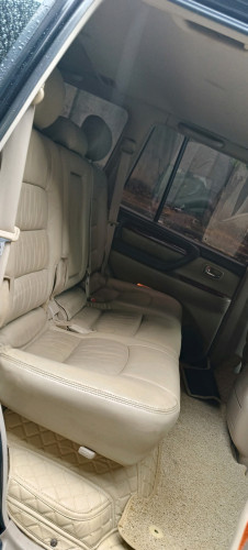 LX  470