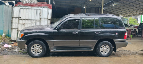 LX  470