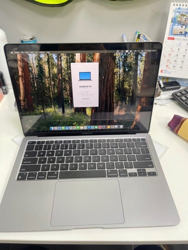 MacBook Air M1