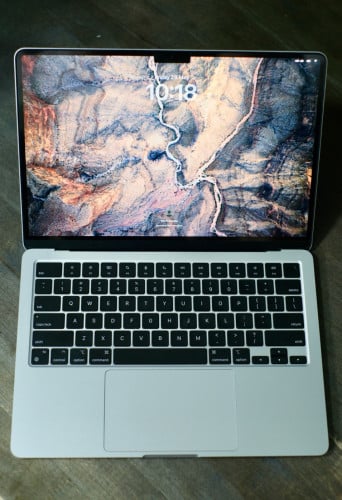 Macbook Air M2 - 8GB/256GB