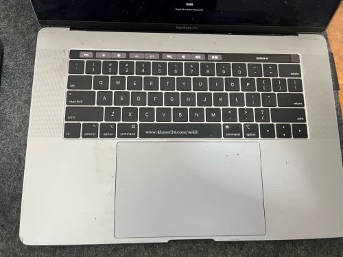 Macbook Pro 2017 15inch for sell