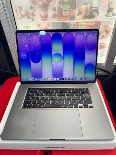 Macbook Pro 2019 16" Core i9 8core