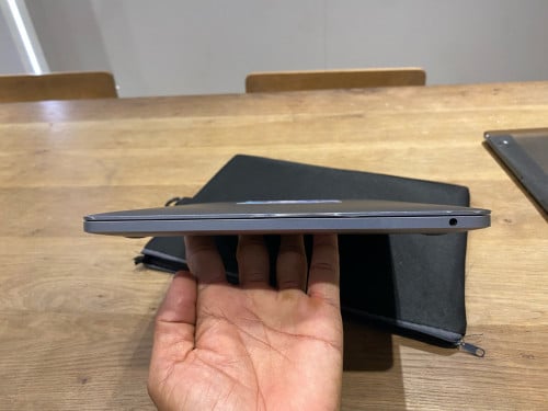 លក់ MacBook Pro m1 year 2020