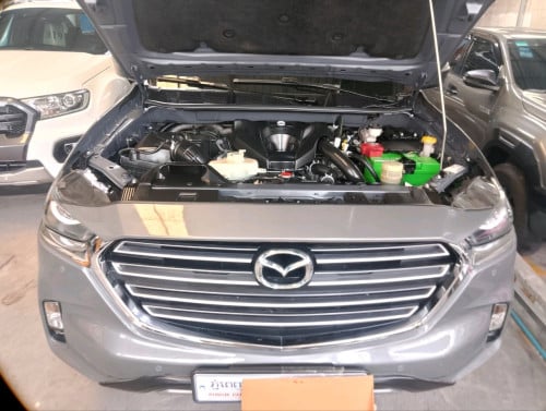 Mazda BT50 Year 2022 $35,000$ ធានាទិញចូលវិញ ទឹកថ្នាំនិងម៉ាស៊ីនសំណុំដើម