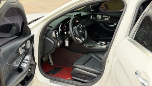 Mercedes Benz C300 2015 AMG Line