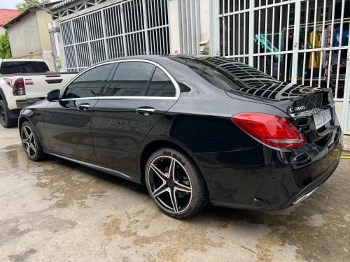 Mercedes C300 AMG 2015