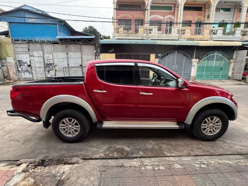Mitsubishi Triton 3.2L 2008 ប៉ុង2 អូតូកាប់ពីតាស់ ឡានម្ចាស់ផ្ទាល់