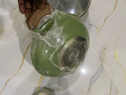 Non stick pots