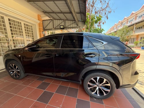 NX200T 016 F-Sport full option ប៊ូតុង 6