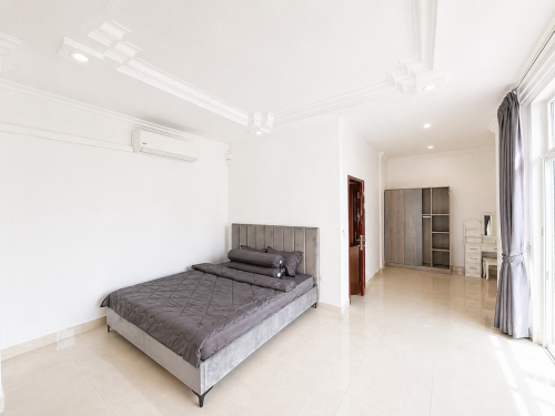 Penthouse for rent