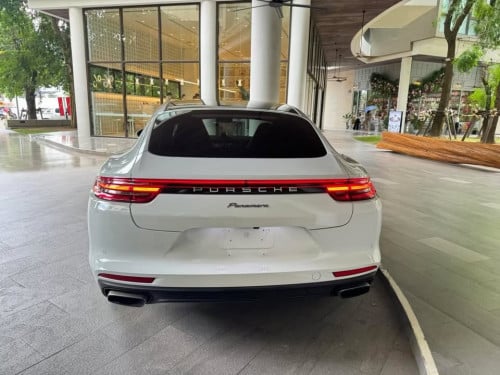 Porsche Panamera 2017 New Tax Paper