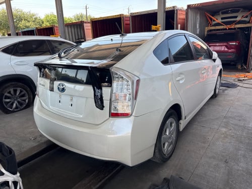Prius 2010 Options 3 មេឡាន10 miសុីនតំលៃសាង16800$ Tel085332265