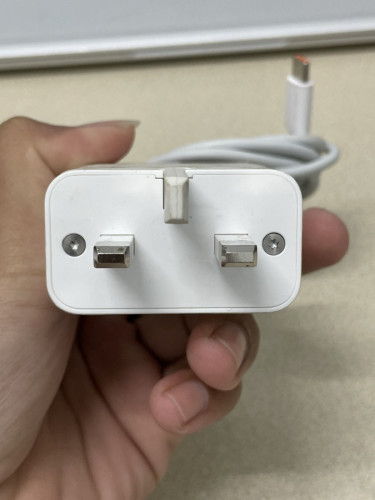 Resell Huawei Original Charger 66Watt from Mate X6 Box 18$ New 99%