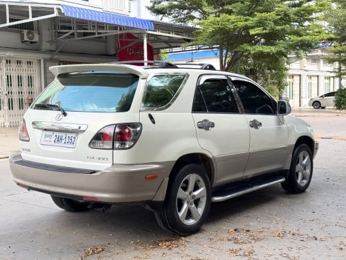 Rx 300 2000 P2