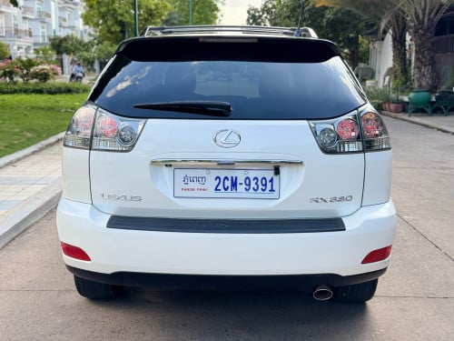RX . 330 ឆ្នាំ . 2005 -ប៉ុង .1 ហ្វូល  ពេញ