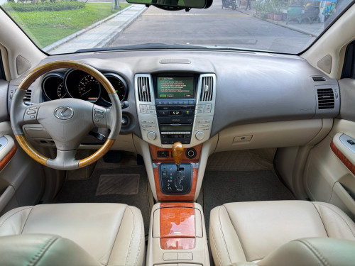 RX . 330 ឆ្នាំ . 2005 -ប៉ុង .1 ហ្វូល  ពេញ