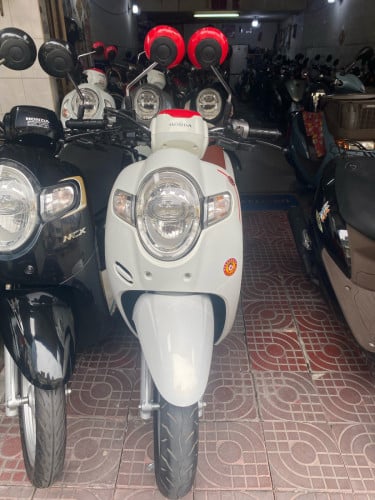 SCOOPY-I 2020 ម៉ូតូនៅស្អាត90%ធានាម៉ាសុីន ខ្ចៅខ្ងង់ សុំណុំសុីន