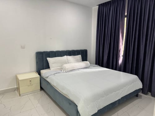 Spacious one bedroom