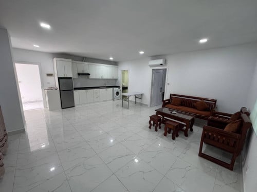 Spacious one bedroom