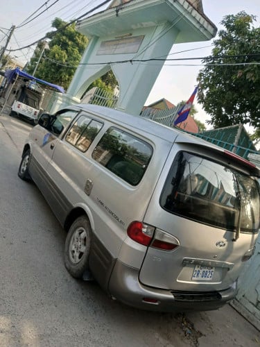 Starex.,ឆ្នាំ02