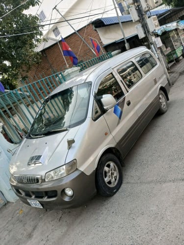 Starex.,ឆ្នាំ02