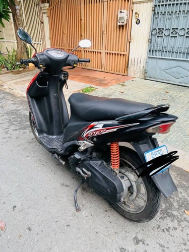 SUZUKI STEP (390$)2009 Japan 125cc