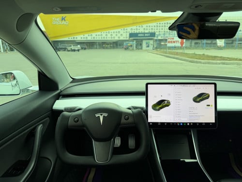 Tesla Model 3 Dual Motor Performance ម៉ូទ័រ 2 AWD