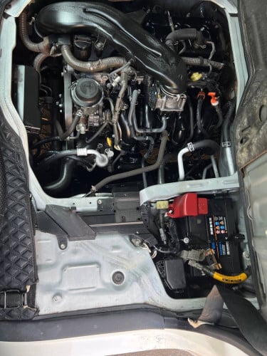 Toyota hiace 2012