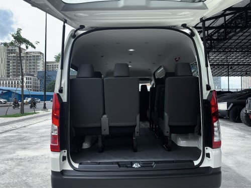 Toyota Hiace 2026