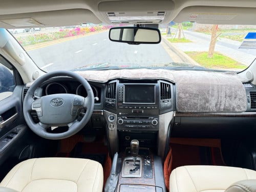 TOYOTA Land Cruiser VX V8 ម៉ាស៊ូត,Year:2010 ម្ចាស់ដើម
