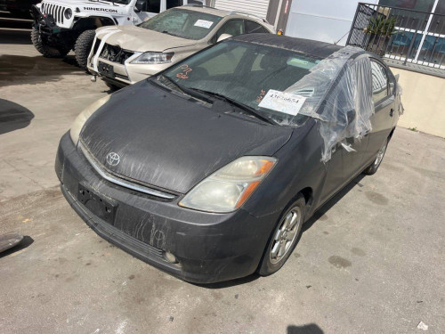 Prius 08 Full No map ឡានស្អាតអត់ច្រេះ បើកទូរថ្ងៃទី6ខែ6 អាចសាងបាន