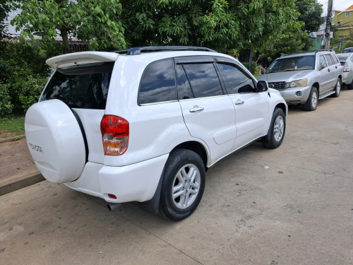 TOYOTA RAV4L 2001ប៉ុង1បើកដំបូល