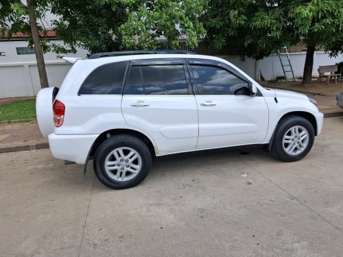 TOYOTA RAV4L 2001ប៉ុង1បើកដំបូល