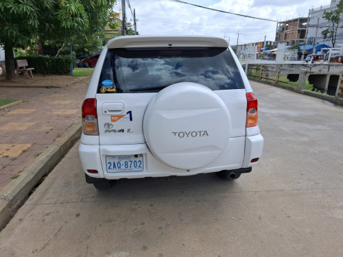 TOYOTA RAV4L 2001ប៉ុង1បើកដំបូល