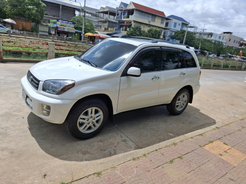 TOYOTA RAV4L 2001ប៉ុង1បើកដំបូល