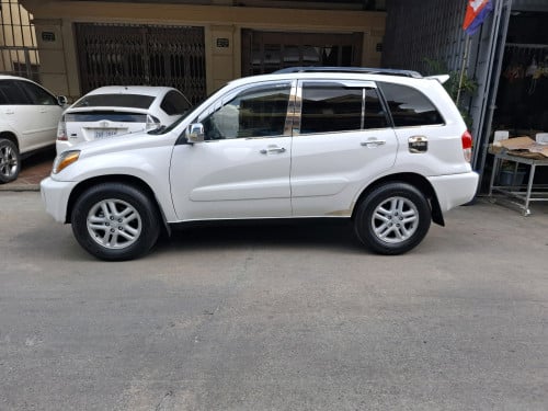 TOYOTA RAV4L 2002 ប៉ុង1 សុីនមួយជុំ
