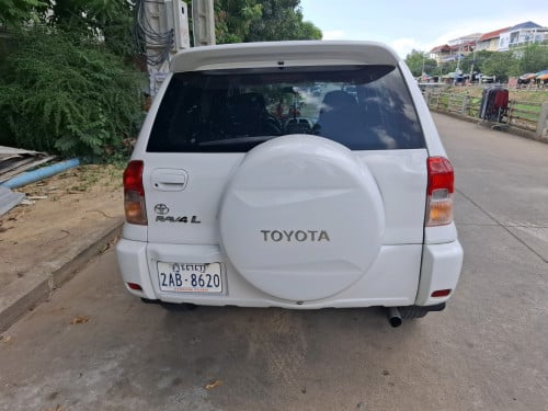 TOYOTA RAV4L 2002 ប៉ុង1 សុីនមួយជុំ