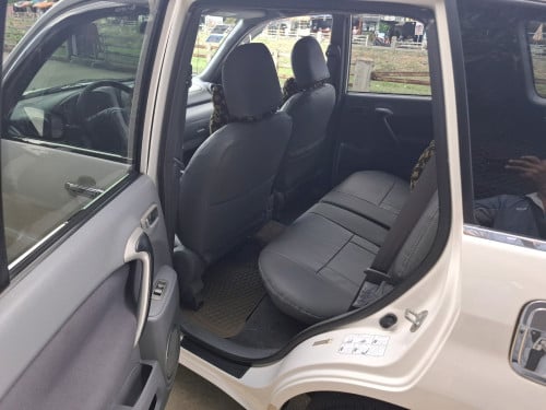 TOYOTA RAV4L 2002 ប៉ុង1 សុីនមួយជុំ