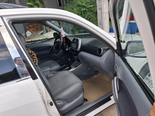 TOYOTA RAV4L 2002 ប៉ុង1 សុីនមួយជុំ