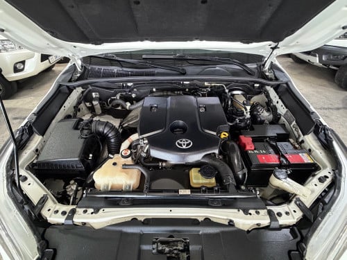 Toyota Revo 2020