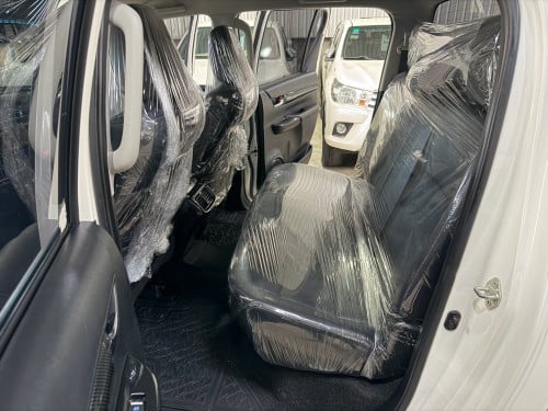 Toyota Revo 2020