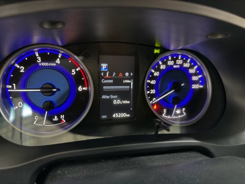 Toyota Revo 2020