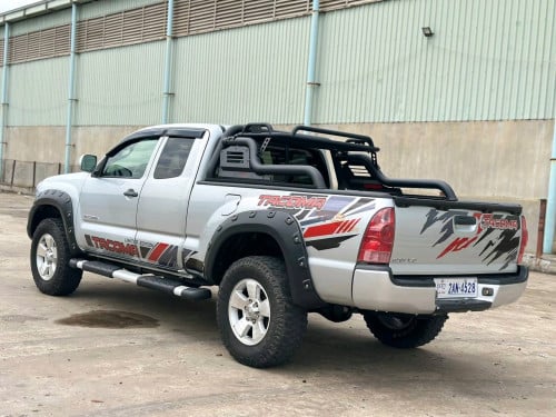 Toyota Tacoma 2006 ប៉ុង2 ឡានថ្មី មួយបាំងកន្លះ សាច់ដែកខ្ជី