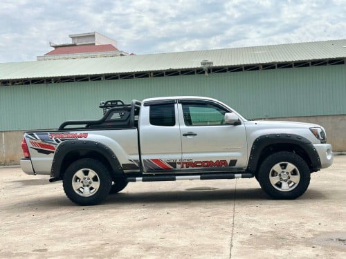 Toyota Tacoma 2006 ប៉ុង2 ឡានថ្មី មួយបាំងកន្លះ សាច់ដែកខ្ជី