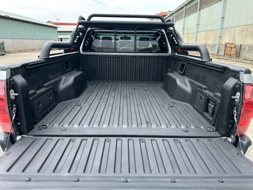 Toyota Tacoma 2006 ប៉ុង2 ឡានថ្មី មួយបាំងកន្លះ សាច់ដែកខ្ជី
